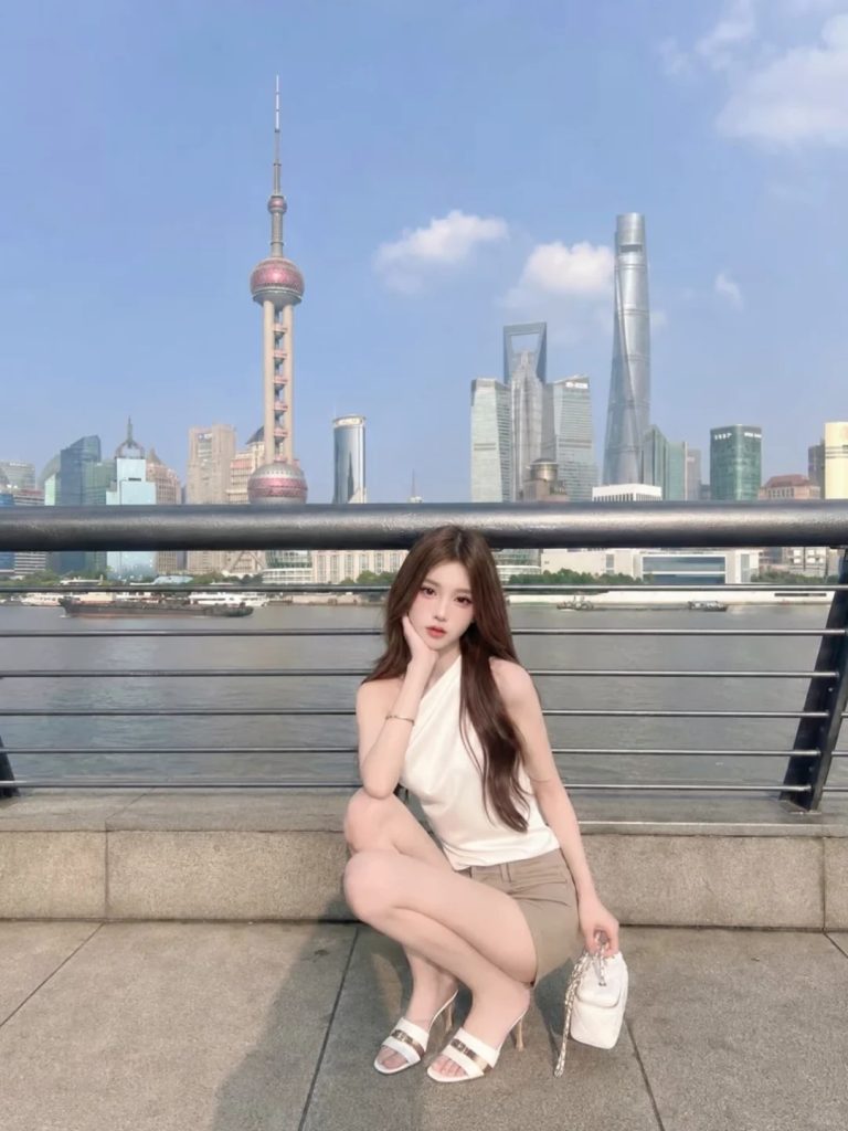 城市生活人物配图